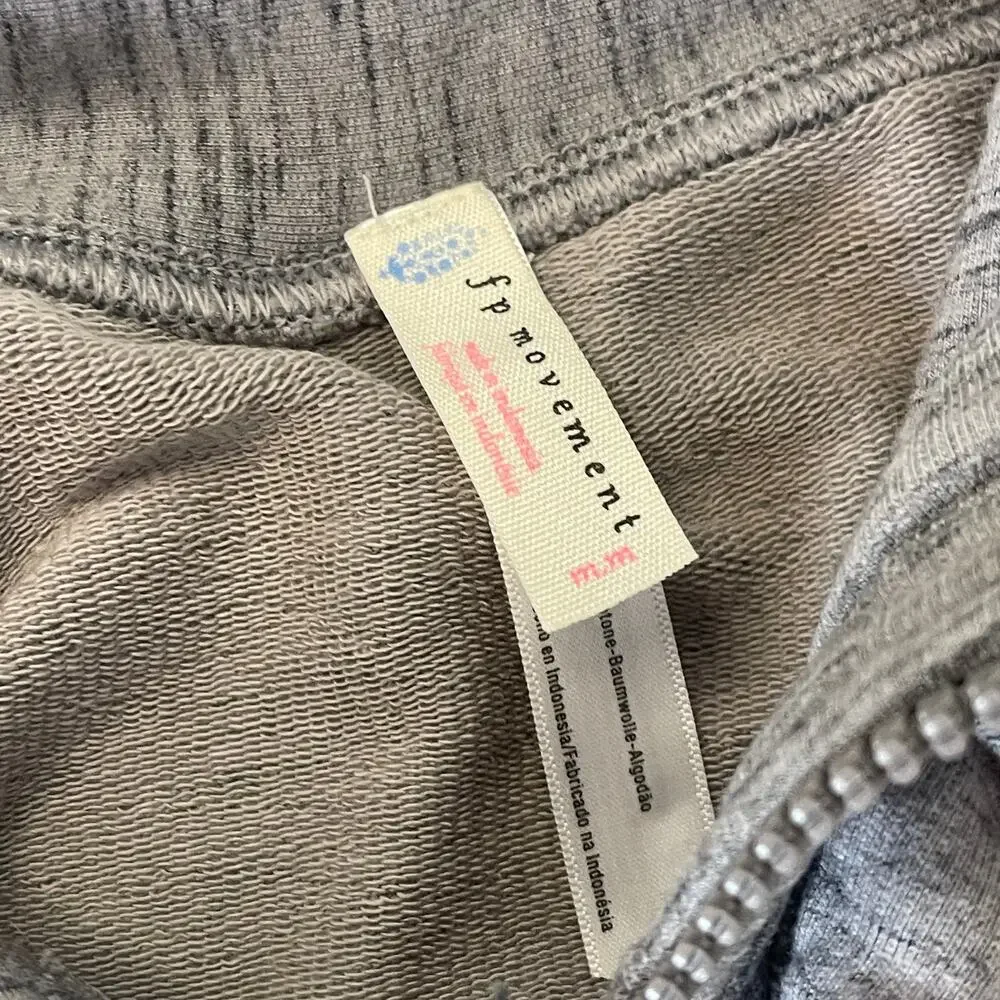 Free‎ People Movement Cool Zip Jacket Gray Womens Medium Pockets *READ